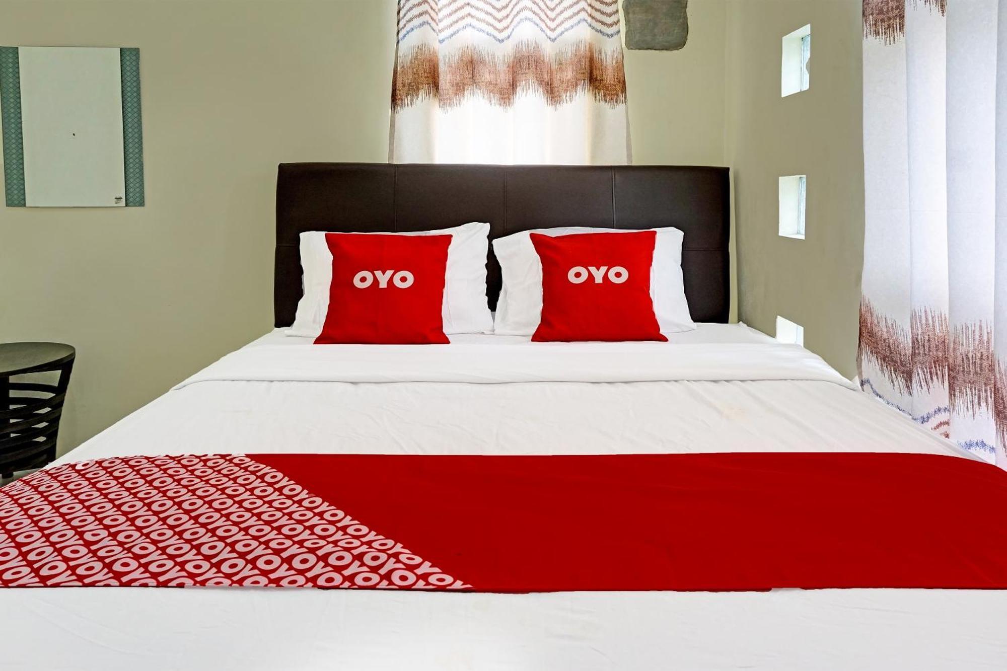 Oyo 91707 Jannah Homestay Syariah Dau Екстер'єр фото